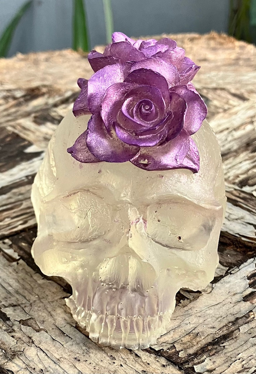 Resin SKULL with fairy lights