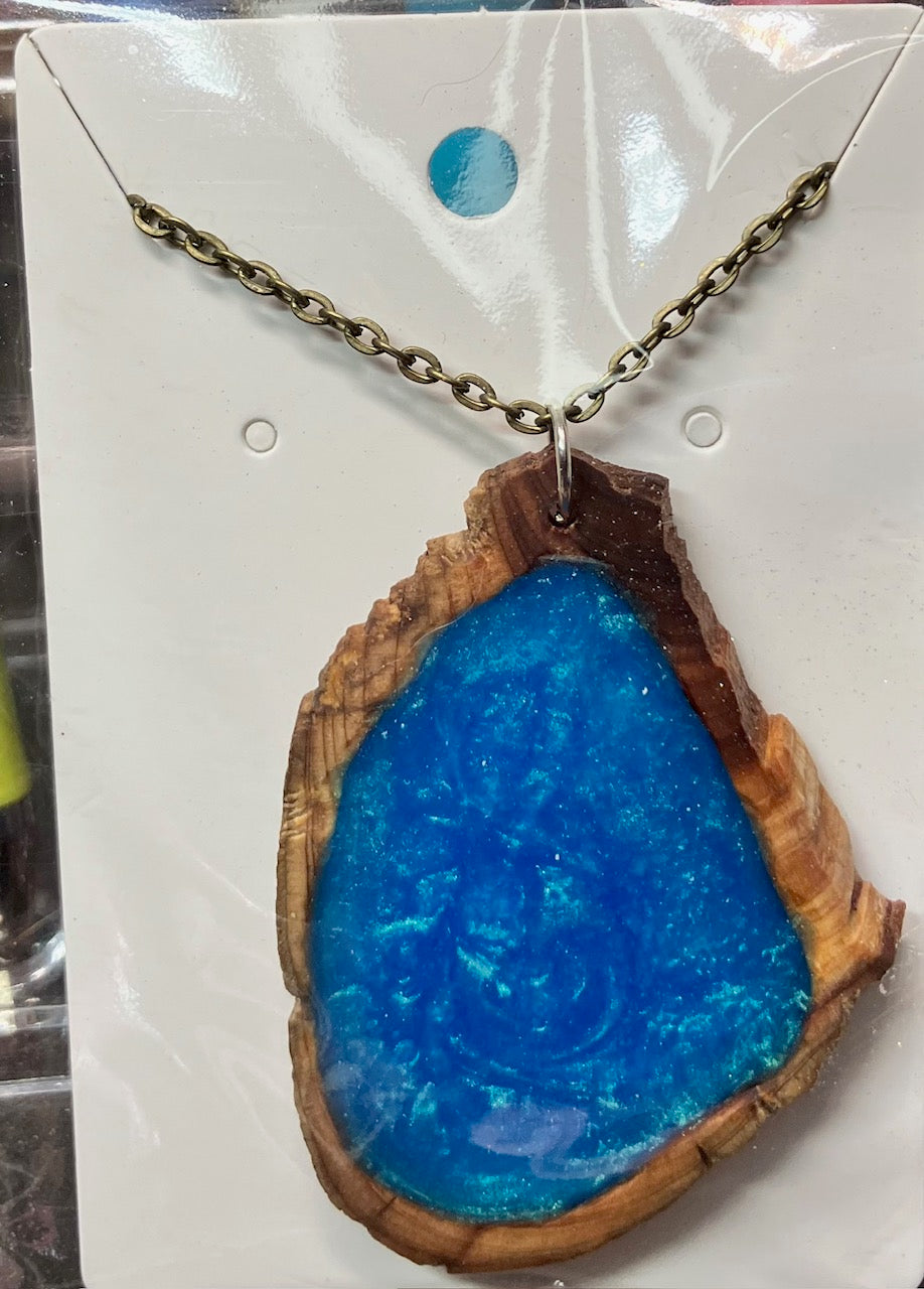 Resin & wood pendant