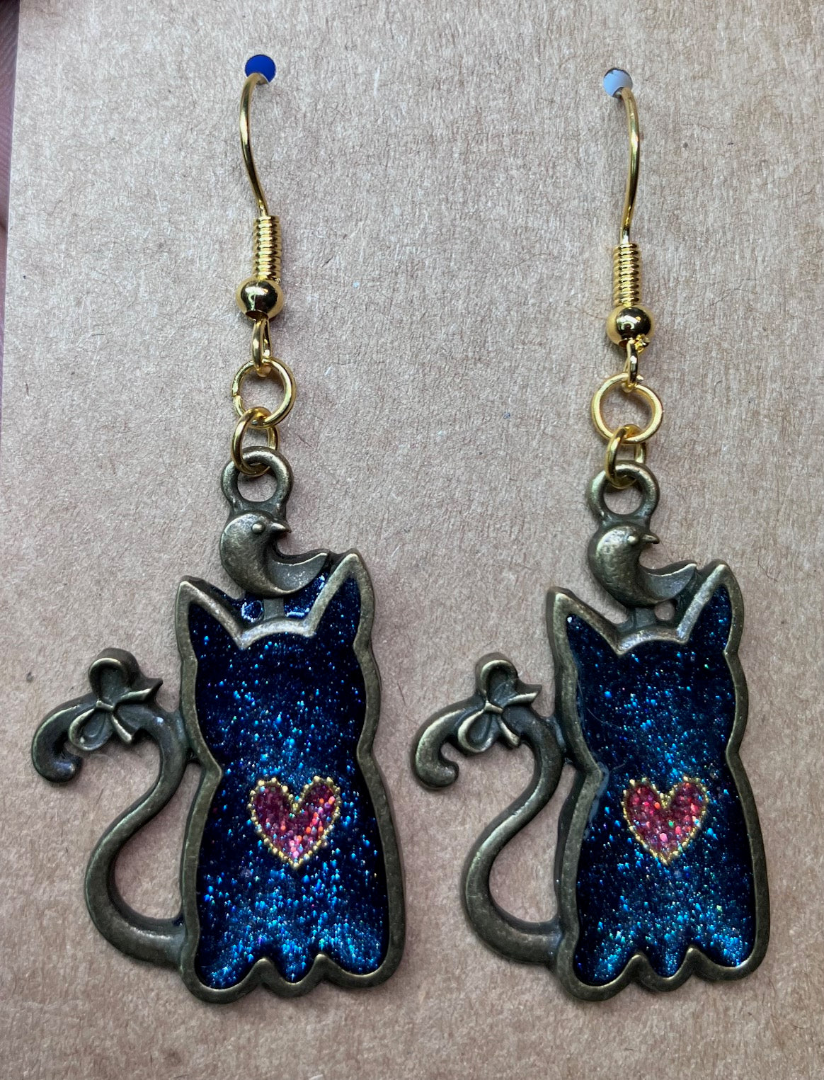 ******NEW****** Kitty earrings made with metal & UV resin