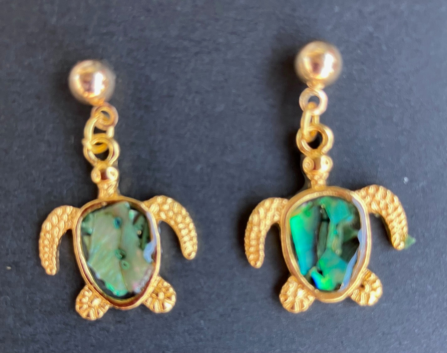 ******NEW****** Turtle earrings made with abalone shell