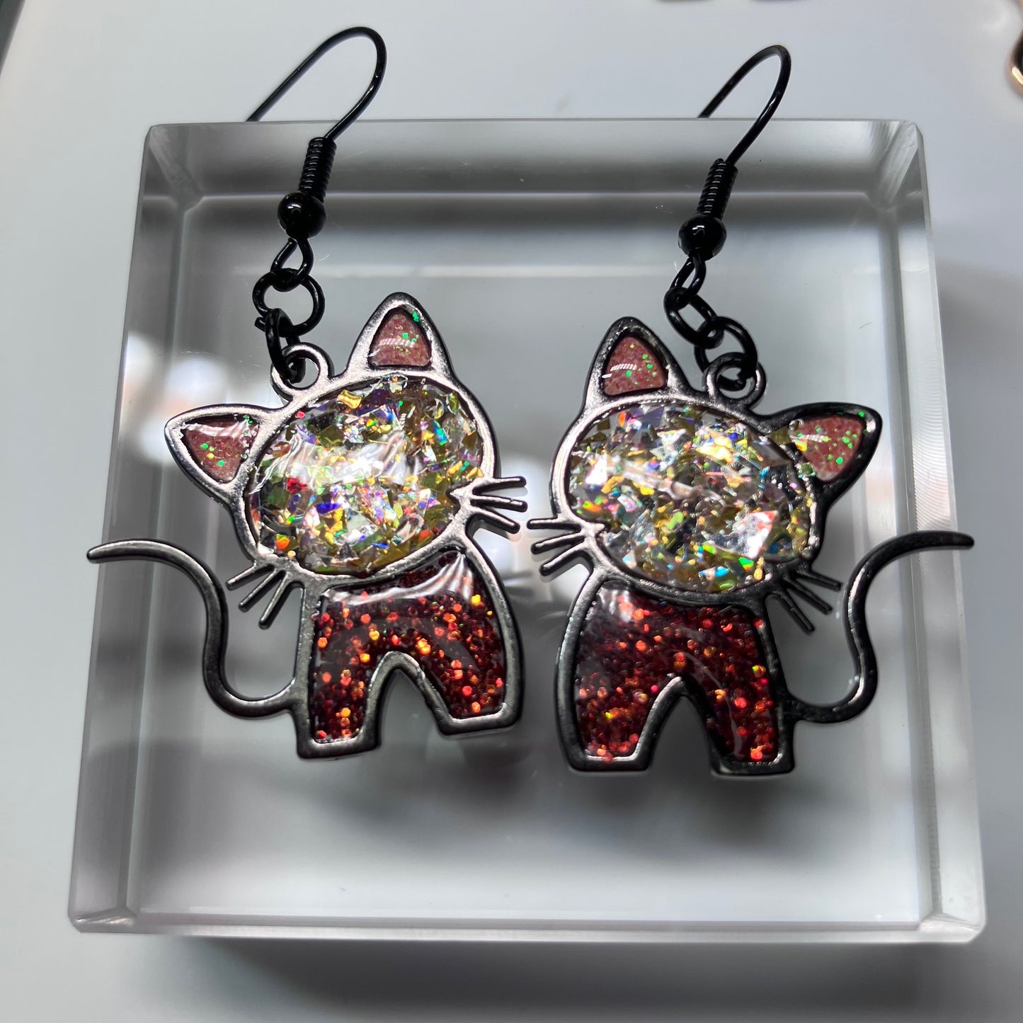 ****NEW**** Glitzy Kitty earrings made with metal & UV resin