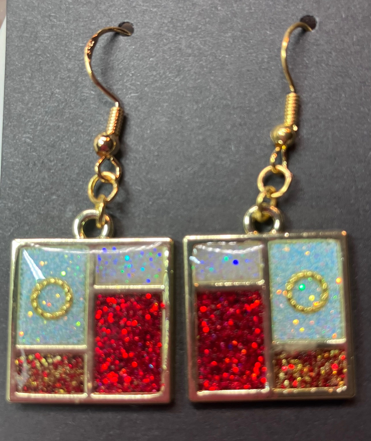 ****NEW**** Holiday glam earrings